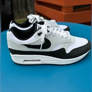Nike Air Max 1 White Black Size 8.5 2024 release